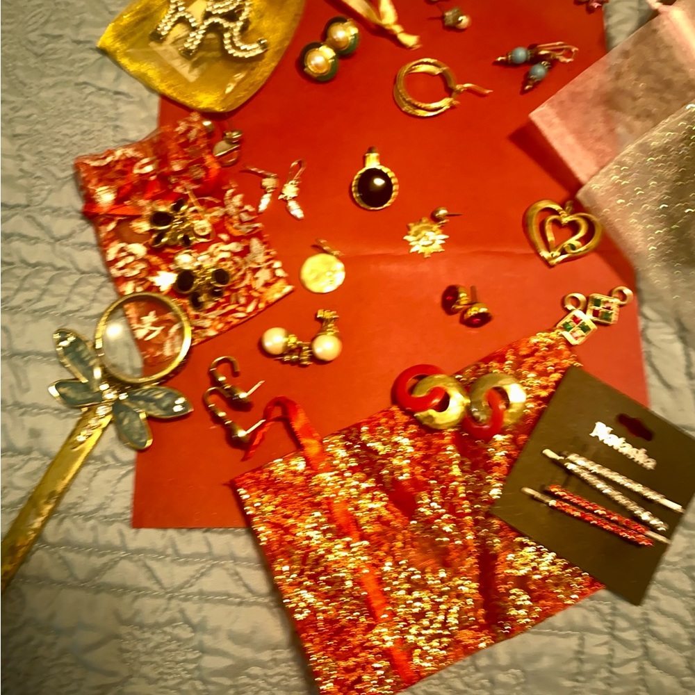 costume jewelry